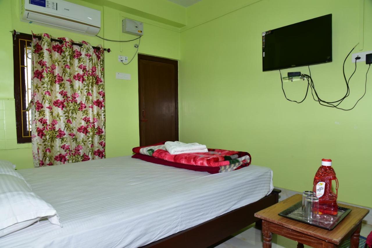 Hotel Vivek ポートブレア エクステリア 写真